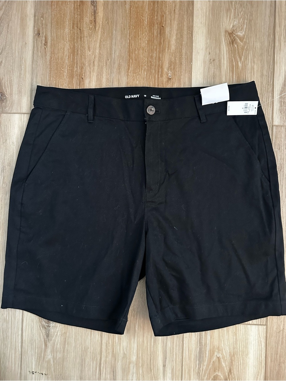 Old Navy Bermuda Shorts 16 NWT